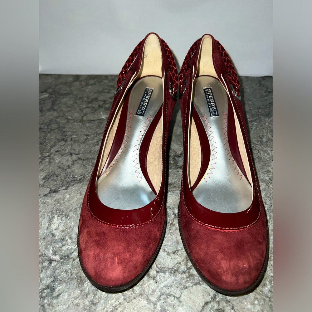 Sperry Burgundy wine suede wedge heels size 8